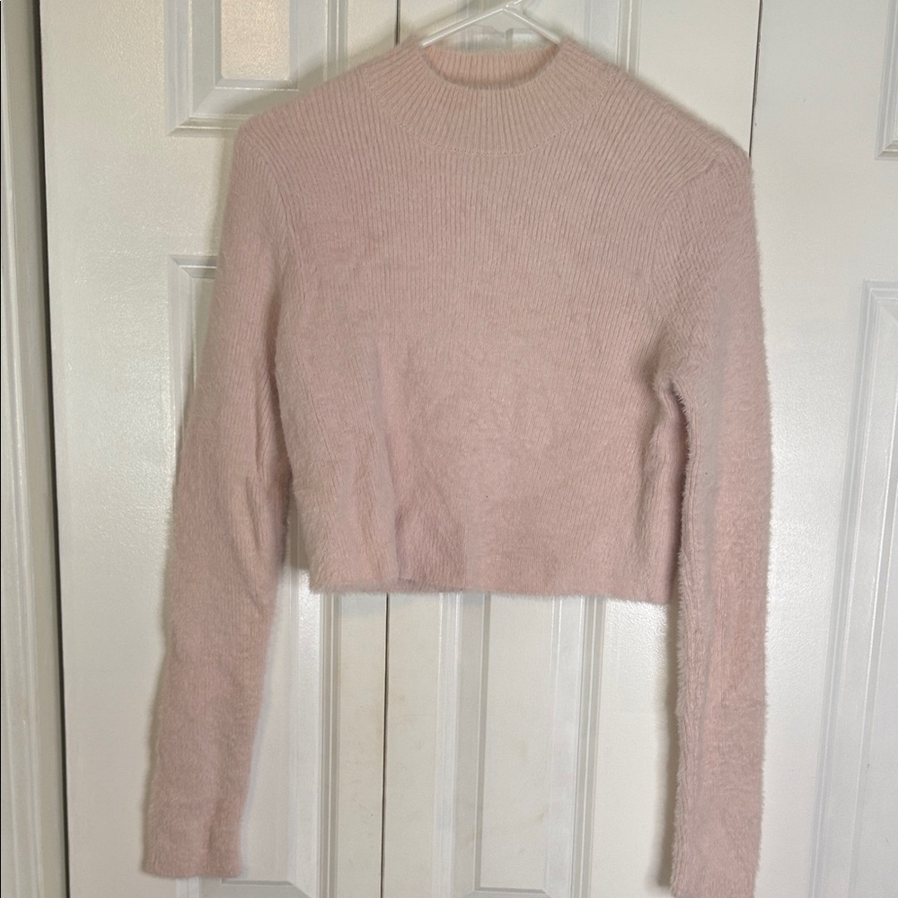 Kendall & Kylie Soft Pink Crew Neck Sweater